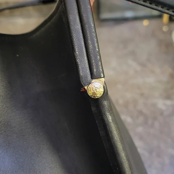 Coach Cashin Double Entry Kisslock Swinger Bag - Picture 5 of 8